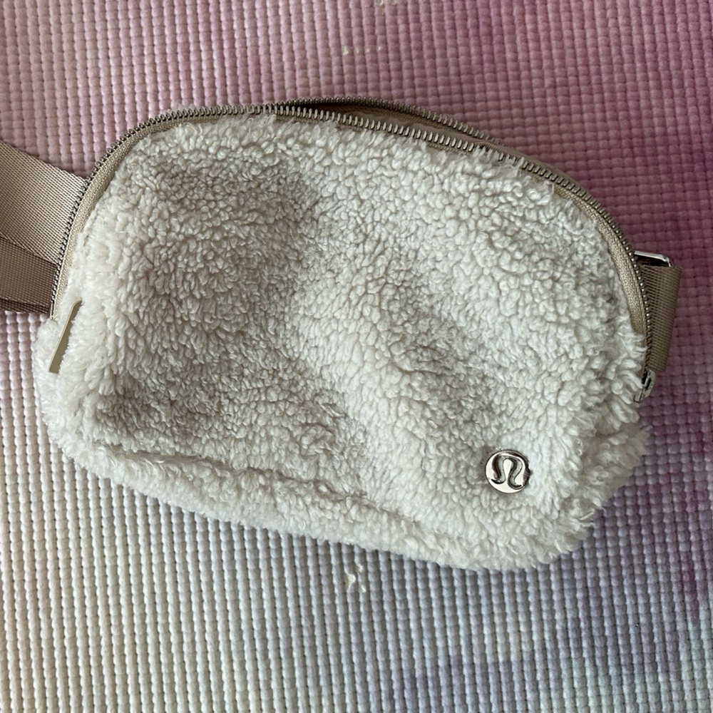 Lululemon crossbody bag (ivory Sherpa)